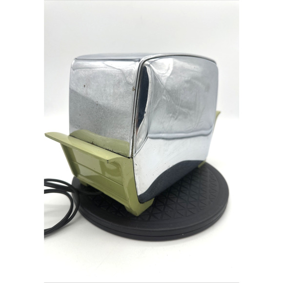 Beautiful Vintage Proctor Silex Green Chrome Toaster - Picture 1 of 12